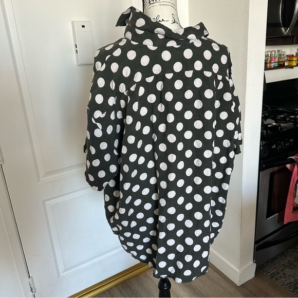 Polka Dot Linen Button-Up Shirt - Picture 5 of 5